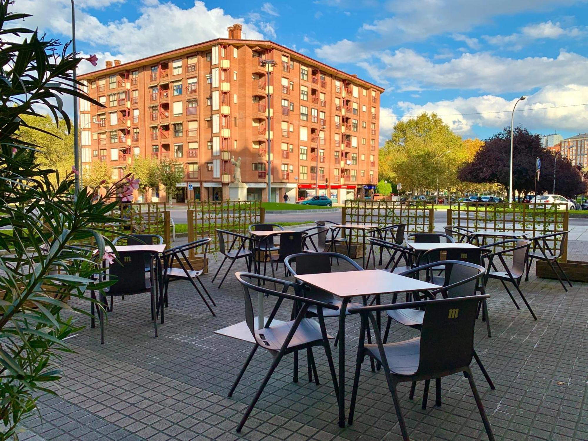 Hostal Rio Selmo Понферада Екстериор снимка