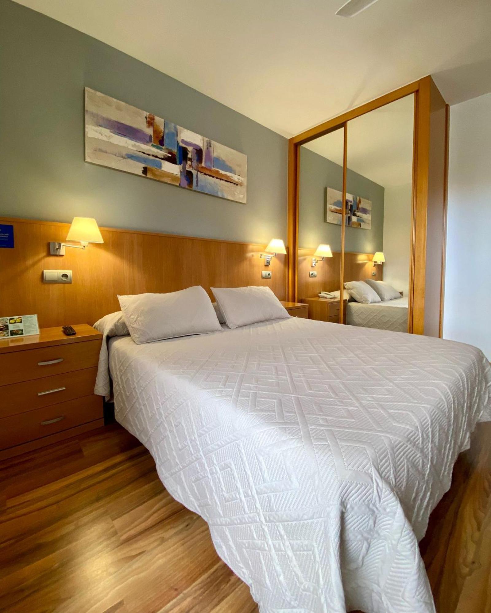 Hostal Rio Selmo Понферада Екстериор снимка